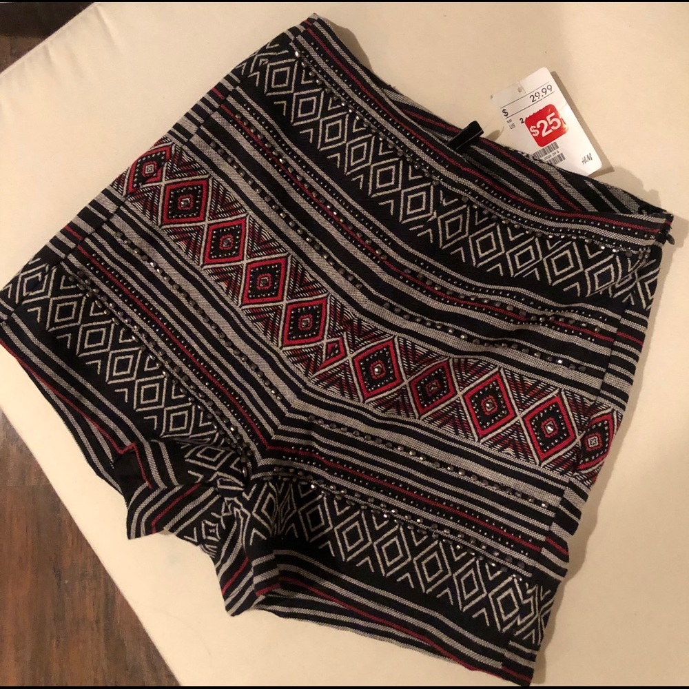 H & M shorts